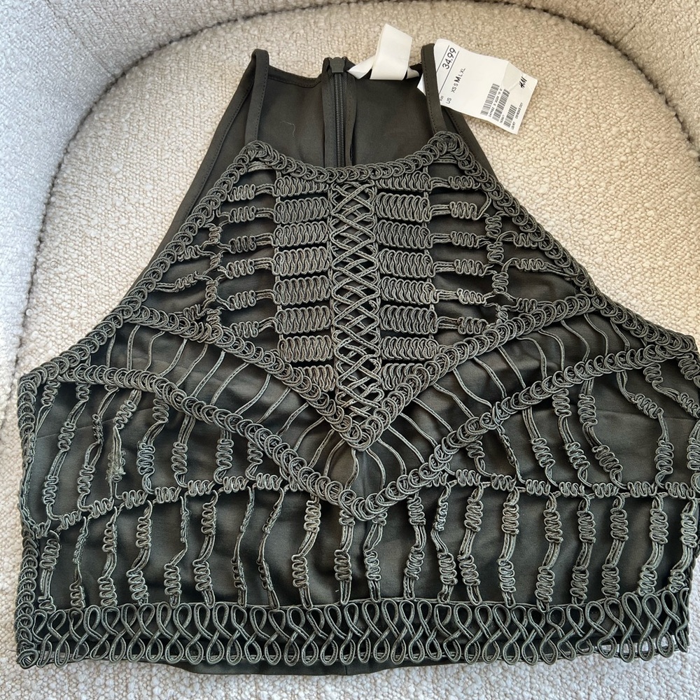 H&M embroidered Crop Tank